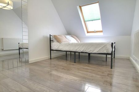 4 bedroom chalet to rent - Photo 3