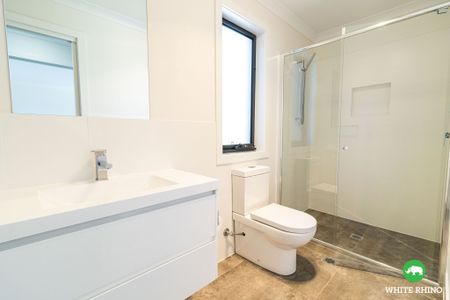 76B Chuculba Crescent, Giralang ACT 2617 - Townhouse For Rent | Domain - Photo 4