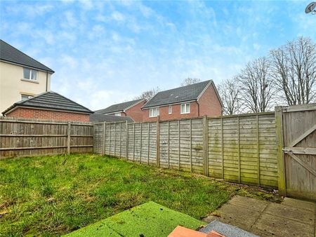 Calliope Crescent, Stratton, Swindon, SN2 - Photo 2