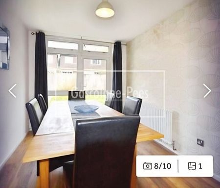 Bracknell, RG12 - Photo 3