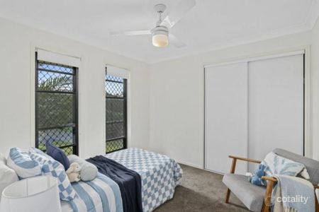 Low Maintenance 3 Bedroom Duplex - Photo 5