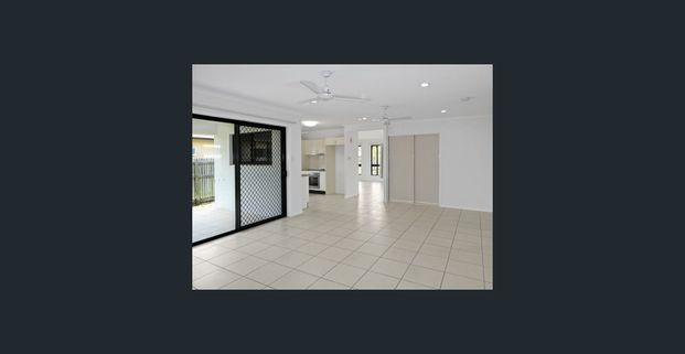 Bright & Spacious Living by the Beach - Photo 1