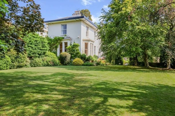 5 bedroom house to rent - Photo 1