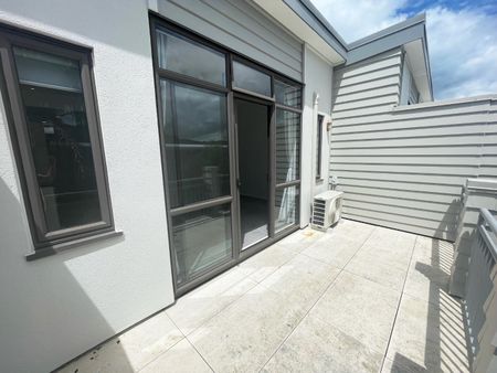 Unit 82, 92 Bush Road, Albany, Auckland - Photo 2