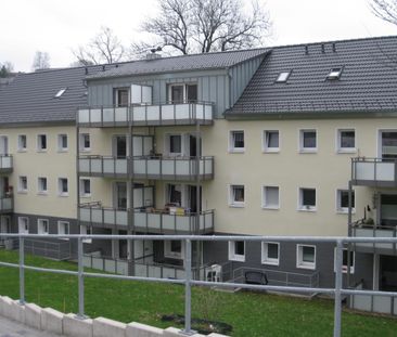 DREI-ZIMMER-WOHNUNG MIT BALKON IN LÜDENSCHEID, KÖLNER STRASSE - Photo 2