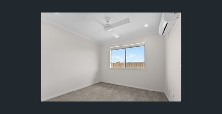 Great Family Home Located in White Rock - Photo 2