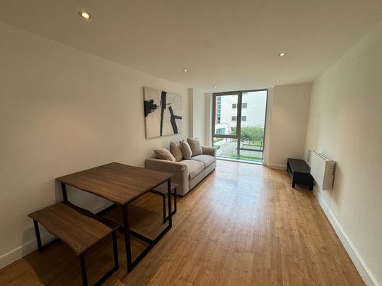 1 bedroom flat to rent - Photo 1