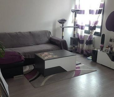 Location Appartement 2 pièces 48m² - Photo 5