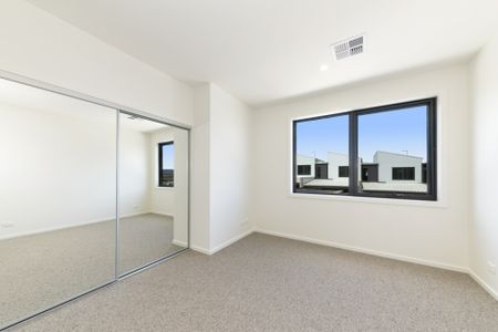 Modern Living in the Heart of Whitlam - Photo 3