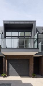 EMBRACE LUXURY LIVING - Photo 4