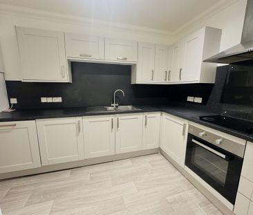 Grosvenor Crescent, St Leonards on sea, East Sussex - Photo 4
