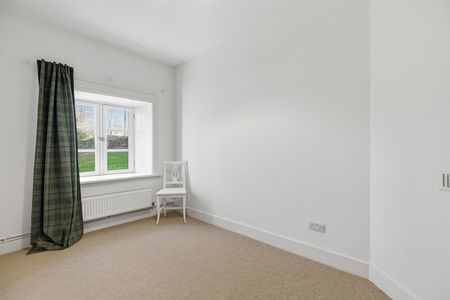 The Gate Lodge, Enniskerry, Co. Wicklow, - Photo 5