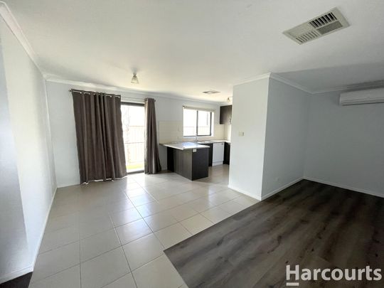 Low Maintenance Town House - Photo 1