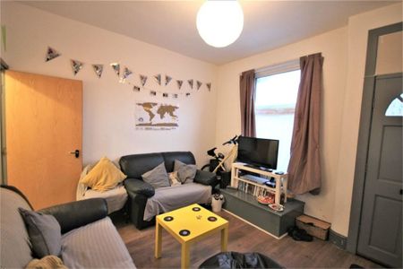 5 Bed - 82 Harold Terrace, Hyde Park, Leeds - LS6 1LD - Student - Photo 5