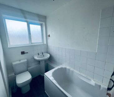 3 bedroom end of terrace house to rent - Photo 6