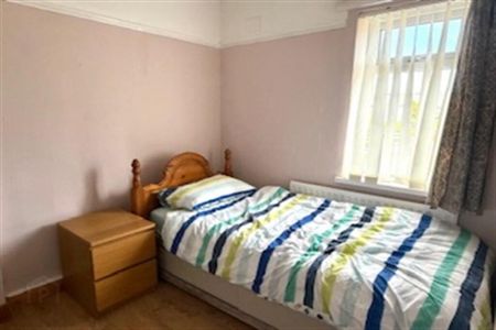 25 Oakdene Parade, Belfast, BT4 1LB - Photo 4