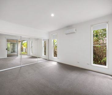 23 Barrine Crescent, Caloundra West, Qld 4551 - Photo 4