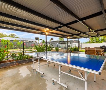 Available Early December | Dream Shed & Ample Parking | Spacious Home - Photo 6