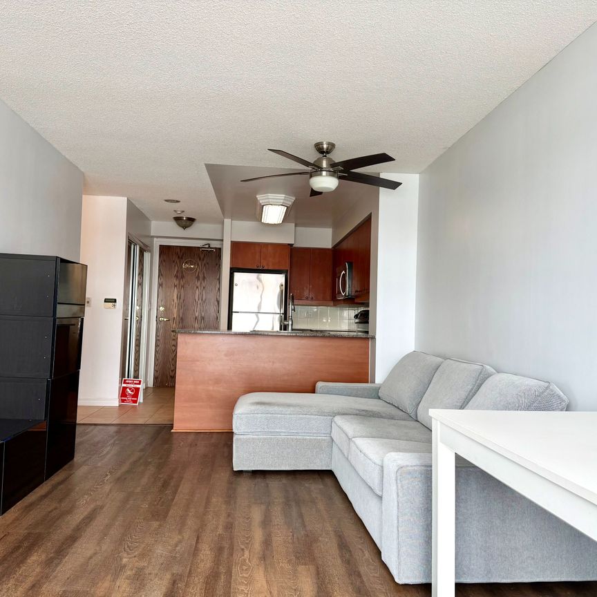 For Lease - 185 Oneida Crescent Unit# 1003, Richmond Hill, Ontario - Photo 1