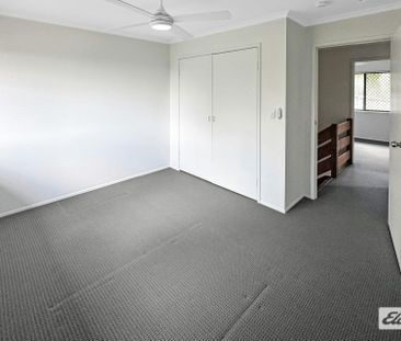 Low Maintenance Townhouse in Shailer Park - Photo 2