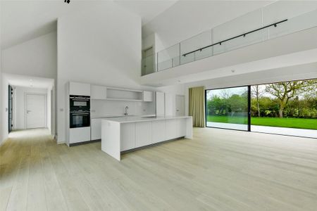 4 bedroom detached house to rent - Photo 5