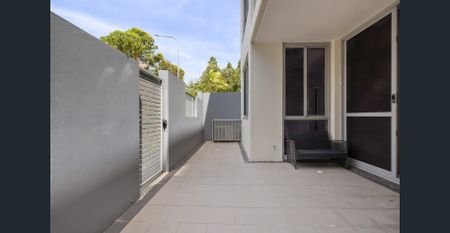 Lifestyle Ground Floor Apartment with Sunlit North-Facing Courtyard - C Block - Photo 2