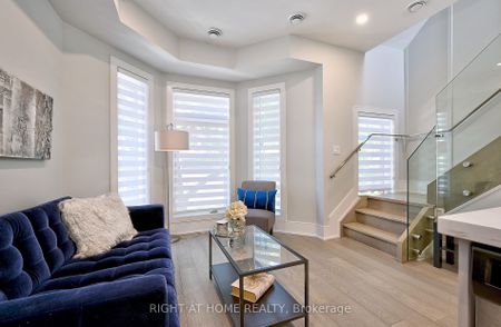 For Lease - 131 Brock Avenue Unit# Unit 1, Toronto, Ontario - Photo 4