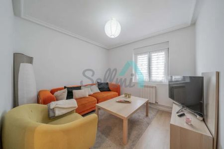 Alquiler de piso en Calle Fernando Alonso Díaz - Photo 2