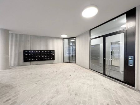 Rental Apartment Paris 18th Chapelle - Photo 4