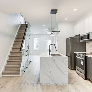 Stunning newly renovated home in Prime Danforth W/ Parking - Photo 2