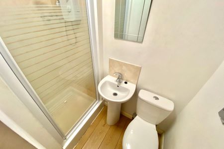 Bayhall Common Road - Photo 4