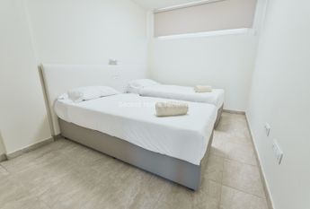 Beautiful New and modern 2 bedroom apartments for rent in Palm mar