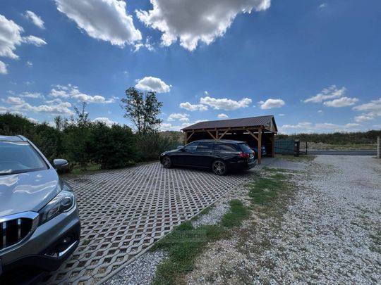 Pronájem bytu 1+kk a garsoniéry 25 m², Hosín - Photo 1