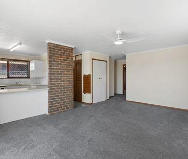 1/278 Marine Parade, Labrador, Qld 4215 - Photo 1