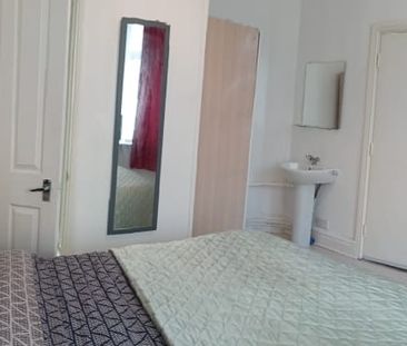Room in a Shared House, Ingleton Avenue, M8 - Photo 2