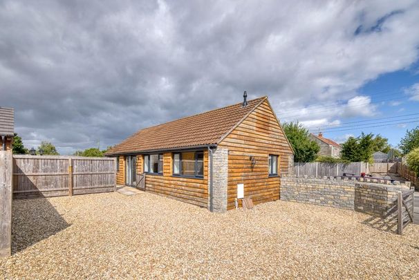 2 bedroom detached house to rent - Photo 1