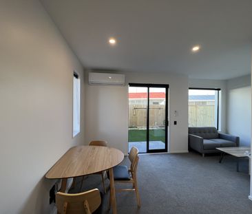 2/16 Rutherford Street, Woolston - Photo 1