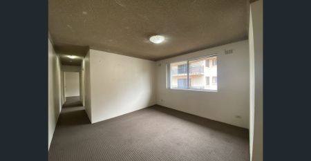 Comfortable 2 Bedroom Unit in Liverpool - Photo 5