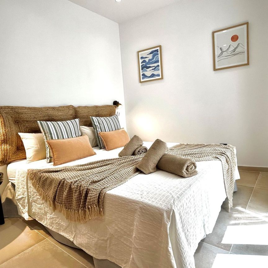 Townhouse in Estepona - Photo 1