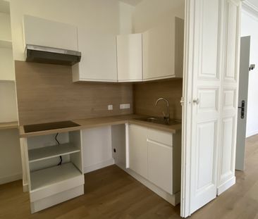 Location Appartement 2 pièces 66m² MONTPELLIER 34000 - Photo 3