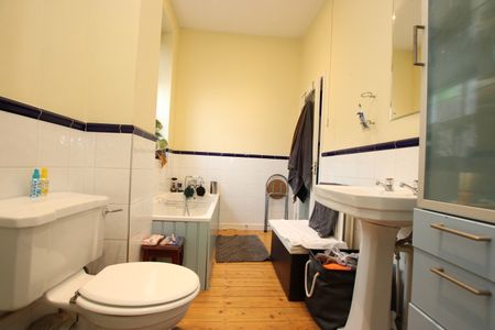 Wellington Street, Kettering, Northants, NN16 - Photo 4