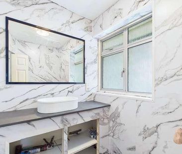 Graham Crescent, Portslade, BN41 - Photo 4