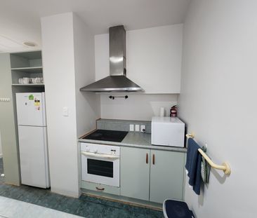 Central Wellington Living - Photo 4