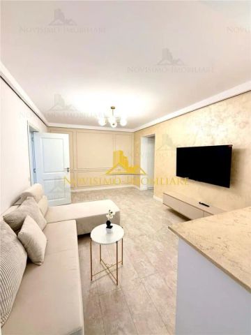 APARTAMENT CU DOUA CAM IN ZONA SUD, DEMOCRATIEI - Fotografie 4