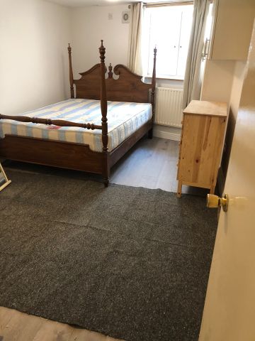 2 Bed Flat, Erleigh Road, RG1 - Photo 3