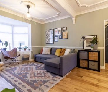 4 Bed Terraced House, Tilbrook Road, SE3 - Photo 4