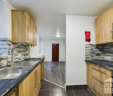 1 bedroom flat to rent - Photo 2