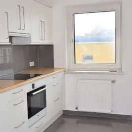 Entzückendes DG-Appartement in Hietzinger Cottagelage! - Photo 2