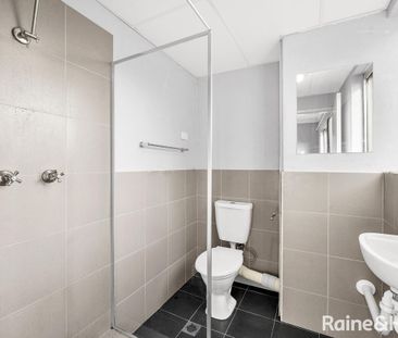 One Bedroom Unit In Convenient Location - Photo 6