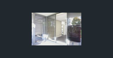 Two-bedroom apartment with excellent location in Zetland - Photo 3